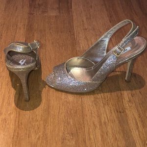 Manolo Blahnik Metallic Glitter Slingback